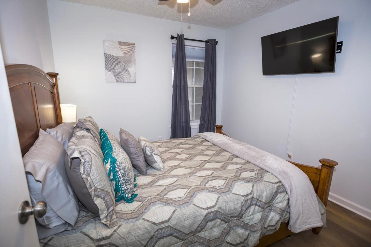 Elegant 3 Bedroom Apt With Free Parking And Balcony Νάσβιλ Εξωτερικό φωτογραφία