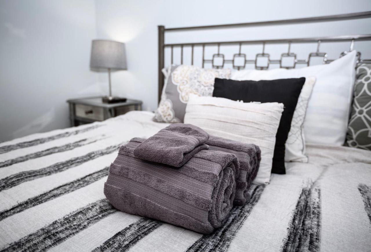 Elegant 3 Bedroom Apt With Free Parking And Balcony Νάσβιλ Εξωτερικό φωτογραφία